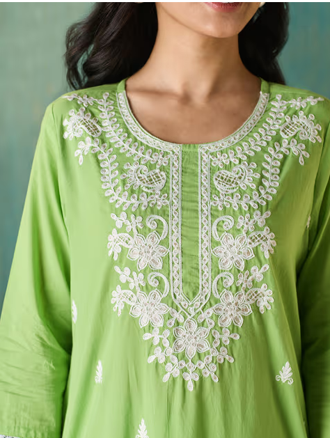 Embroidary Tops